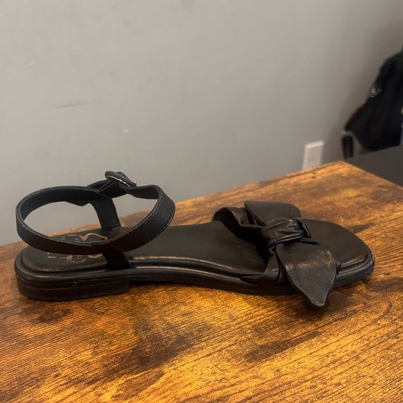 Ted Baker London Black Leather Bow Sandals Size 6 - Picture 3 of 12